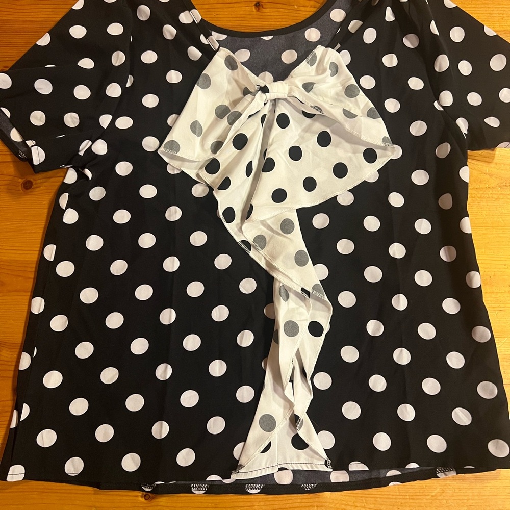 Source Unknown Black and White Polka Dot Blouse